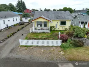 2 bedroom 2 bath home located in North Long Beach. This home has a fully fenced back yard, covered rear porch, detached garage, and many upgrades and updates—walking distance to town, shopping, restaurants, the bus line, beach, and Discovery Trail.