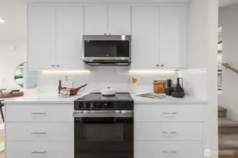 Photos of model home with similar finishes & floor plan. Every great home starts with a great kitchen—and this one’s ready for everything from late-night cravings to dinner parties with friends.