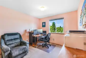 Another bedroom. Good size.