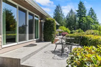 Backyard Access Off The Primary