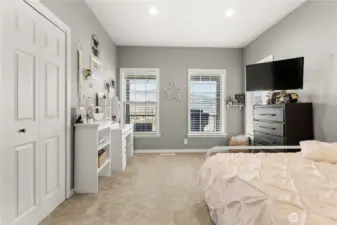 Main floor Bedroom 2