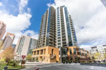 Welcome to WA Square in highly desired Downtown Bellevue.