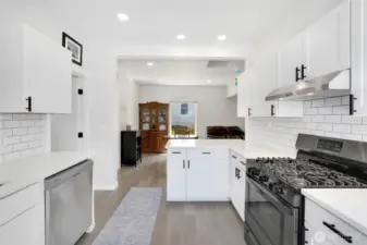 Updated, modern, light and bright kitchen. What else could you need!