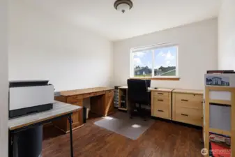 Bonus room, currently set up as office.