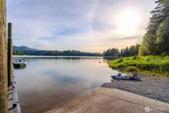 Alder Lake Boat Launch just minutes away!