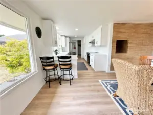 Small eating bar