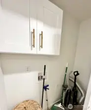 Washer/Dryer Closet