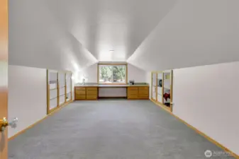 This could be used as a bedroom, office or hobby space.