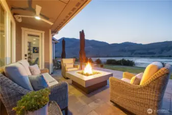 Amazing outdoor space to relax and enjoy.