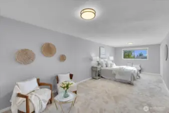 Oversized primary suite on main