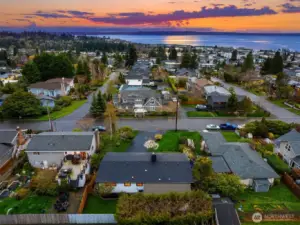 Serene living close to EVERYTHING!