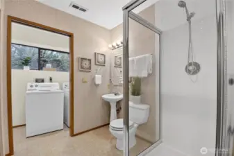 Lower Level Guest Bath w/Laundry Room