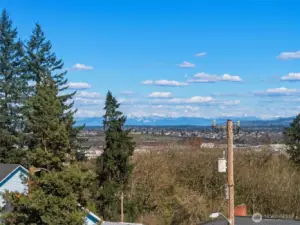 Residential land in Seattle with strong development and resale potential