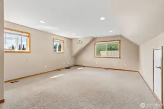 upper great room above the garage