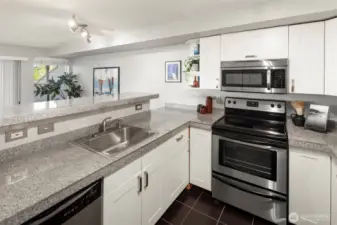 There is nothing small about this beautiful kitchen. You are living large here!