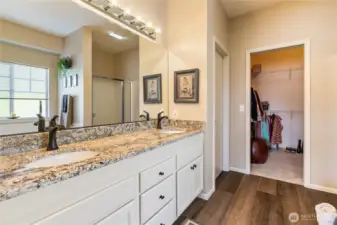 Primary ensuite bathroom