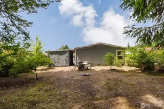 Plenty of room for games, a garden, hmmmm...what would you do back here?