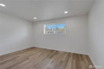 2nd bedroom next to guest bath