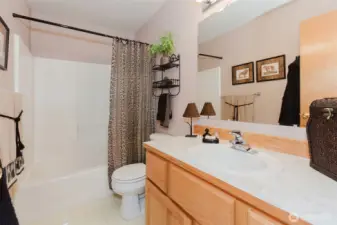 Full hallway Bathroom