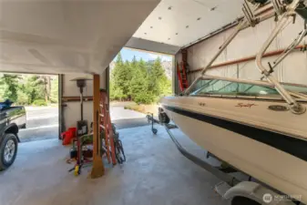 Toy bay for all your