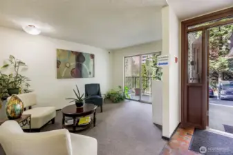 Nice little lobby entry