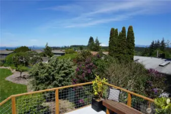 Mt Baker visible from the Kitchen and living room on clear days!