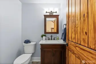 main floor bathroom (fully remolded)