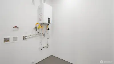 Good Size Utility Room ( Floor 2)