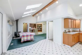 Main Level Dining Area