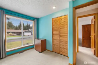 Another angle of 3rd bedroom.