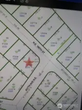 Corner lot ~ Skylandia is a private mtn community of land and cabins. Located on a dead-end street means no thru traffic!