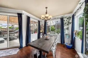 Kitchen nook easily fits 6 chairs