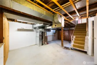 Plenty of room is this basement! Let your imagination run wild.