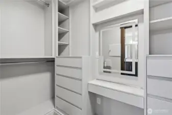 Walk-in close (master)