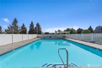 Community pool