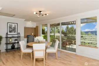 Flexible space can serve formal or casual meals.