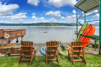With beach rights and access to the Sammamish Beach Club’s private dock and shoreline.
