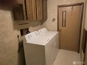 Utility with Washer/Dryer