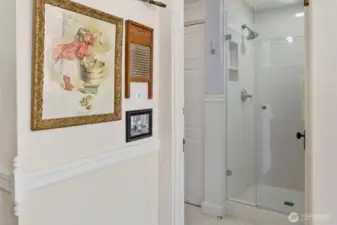 3/4 bath with laundry.
