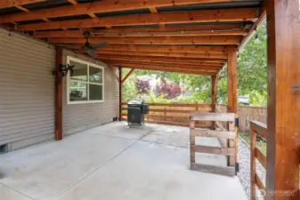 Huge covered patio