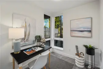 Bonus Room, great space for a home office.