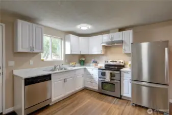 Second view of the kitchen
