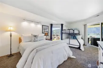 Primary suite 2