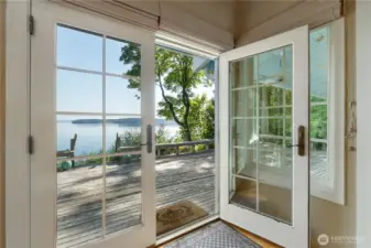 Main living space access to deck