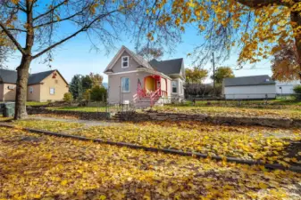 Welcoming front landing.