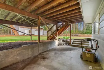 Private entrance into Mother-In-Law