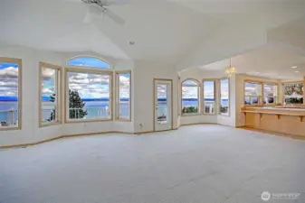 Living room flows into kitchen and more fantastic views!