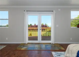 doors to outside deck