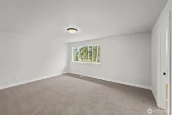 Picture of previously completed home in the same community. For illustrational purposes only. Actual plans and specs may vary. Some features shown are upgrades.