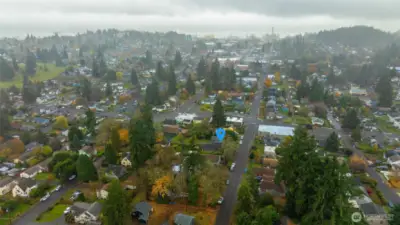 Straight shot down to the shipyard but you will feel miles away at this haven!